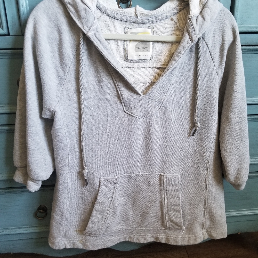 OLD NAVY GRAY HOODIE